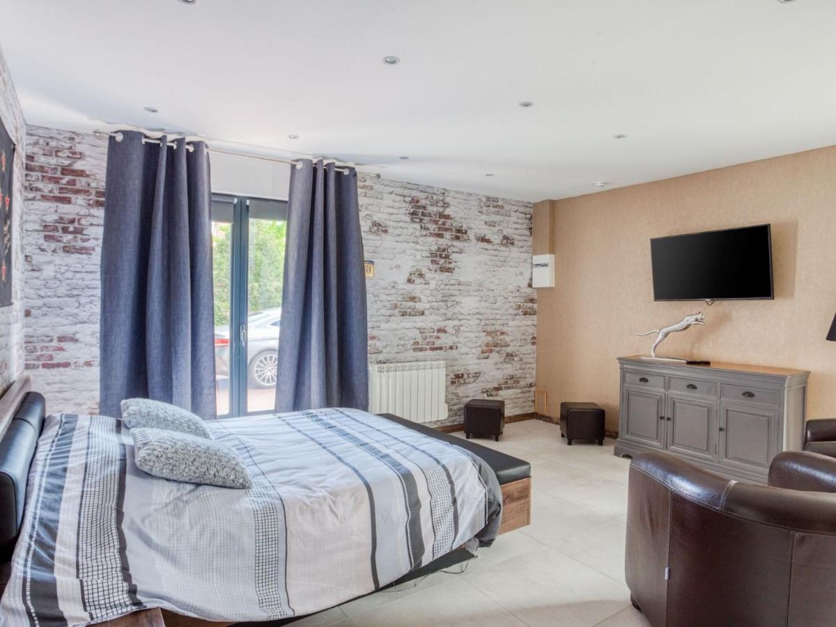 Cosy Apartment In Eperlecques With Fireplace Quarto foto