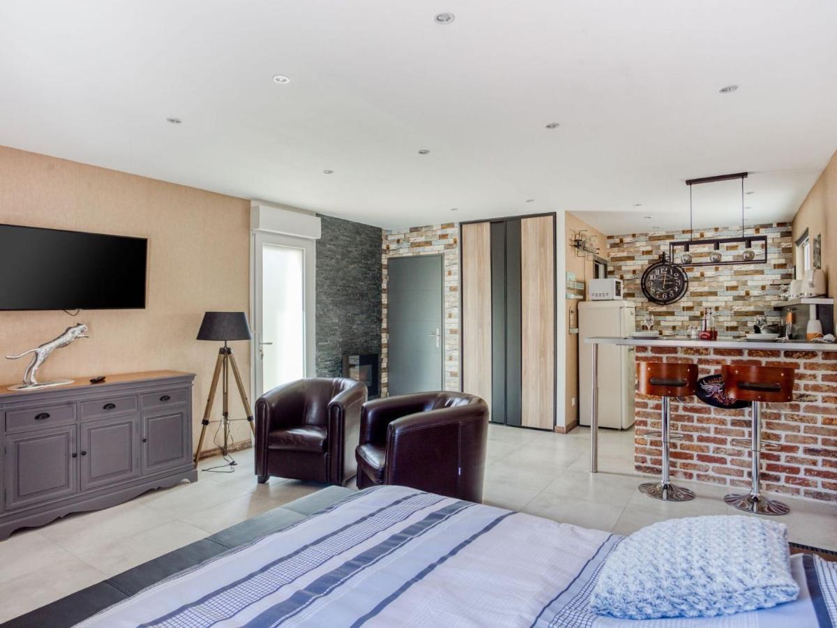 Cosy Apartment In Eperlecques With Fireplace Quarto foto