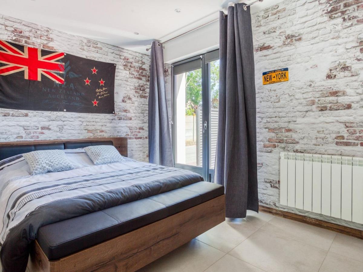 Cosy Apartment In Eperlecques With Fireplace Quarto foto